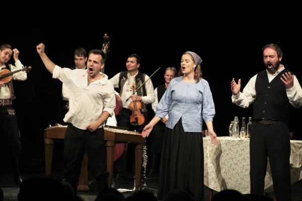 Spolek Kašpar, Divadlo v Celetn - Slovácko sa nesúdí